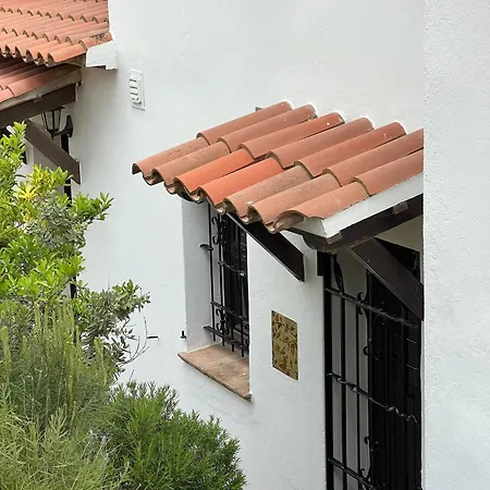 Casa Blanca De Con Vistas Al Mar Y Piscina * בגור