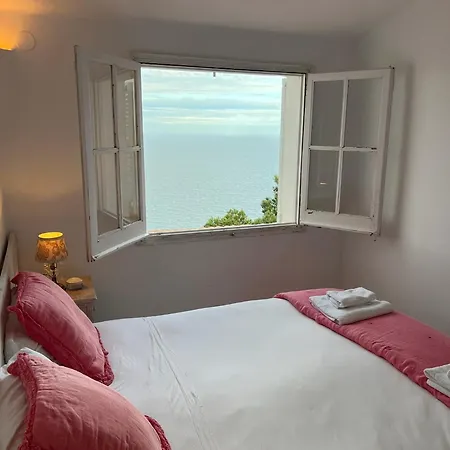 Casa Blanca De Con Vistas Al Mar Y Piscina