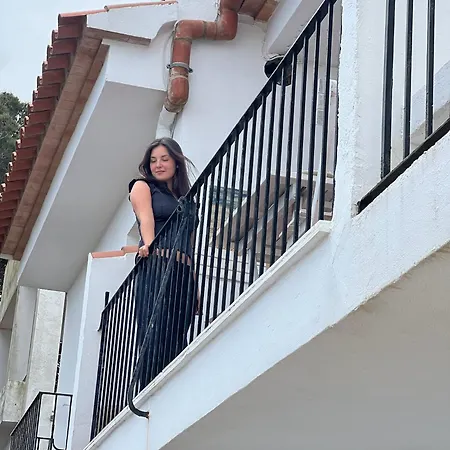 Casa Blanca De Con Vistas Al Mar Y Piscina בגור